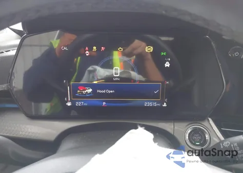 2024 Chevrolet Trax Fwd Lt z USA, uszkodzony, nr VIN KL77LHE22RC241923